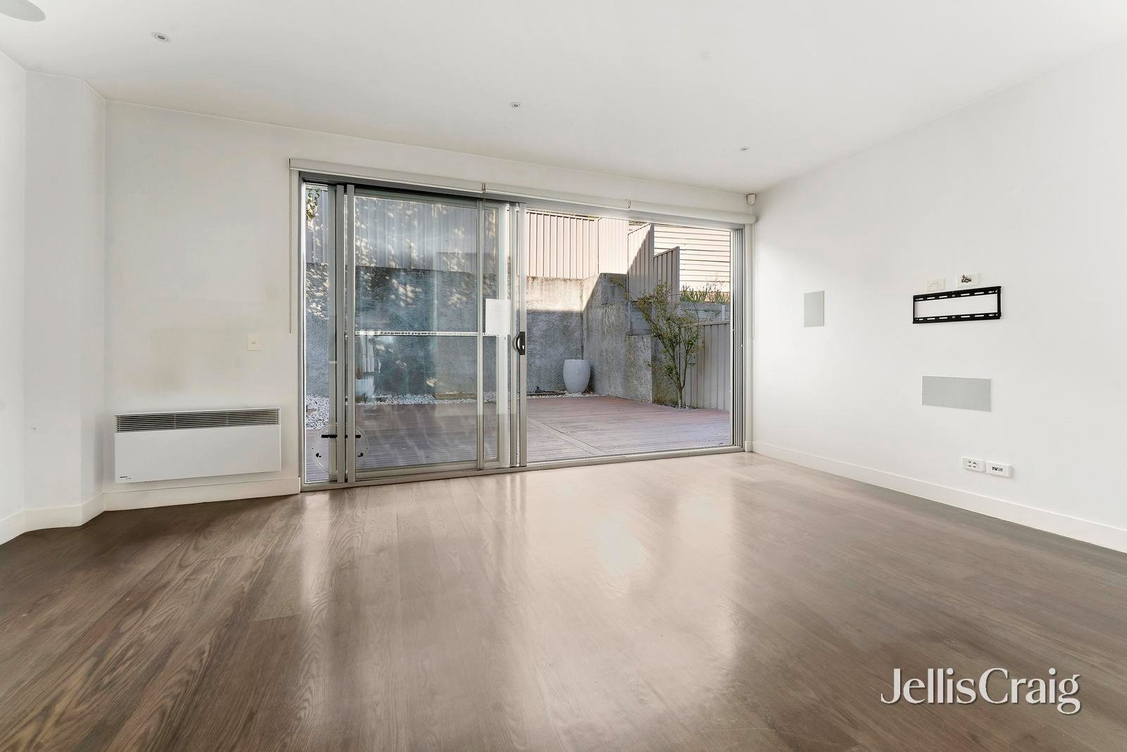 20 Angler Parade, Ascot&nbsp;Vale image 13