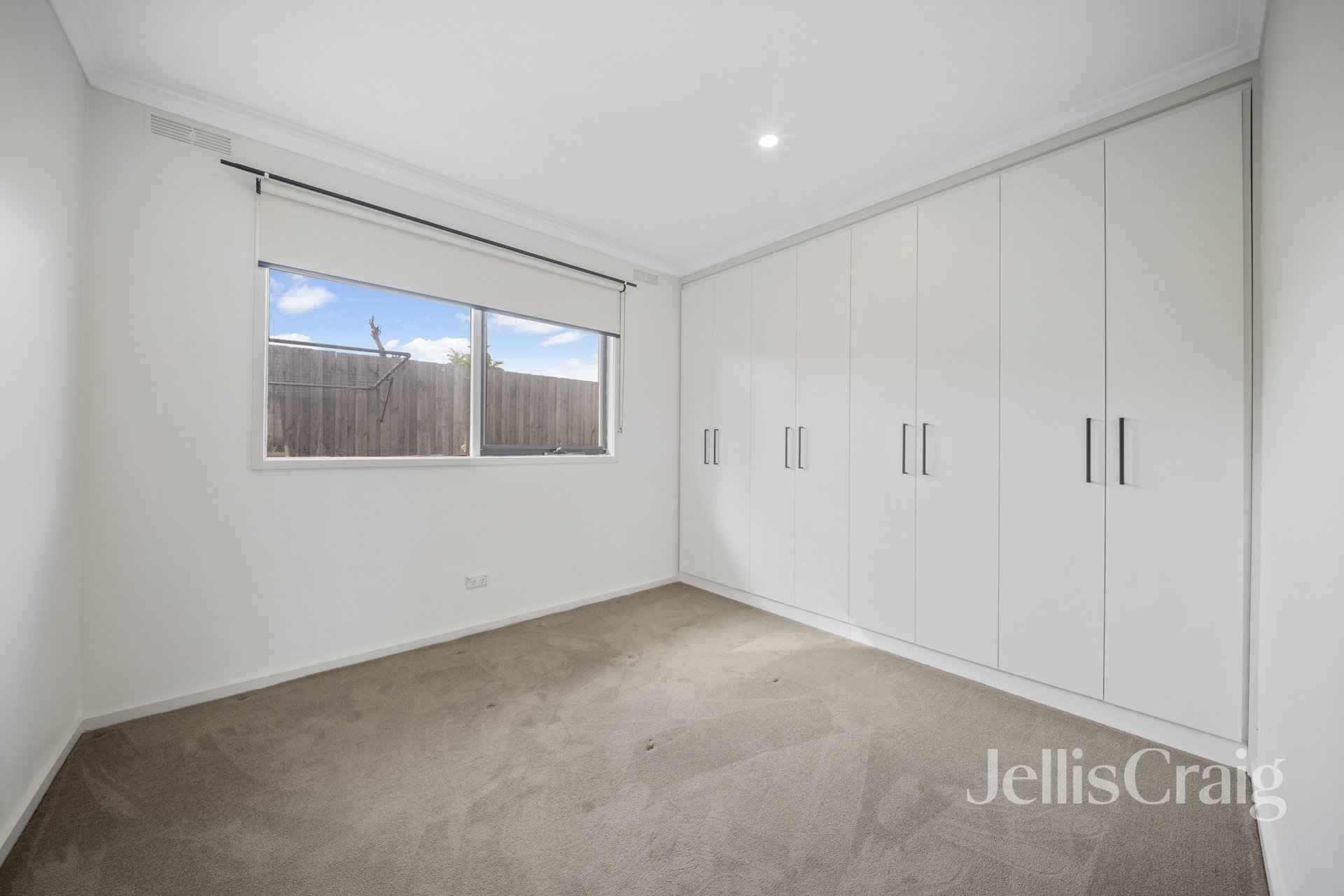 20 Arnold Drive, Chelsea image 5