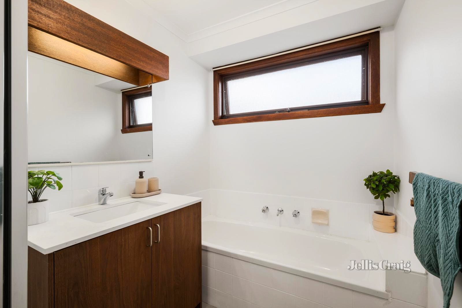 20 Ashton Avenue, Mooroolbark image 8