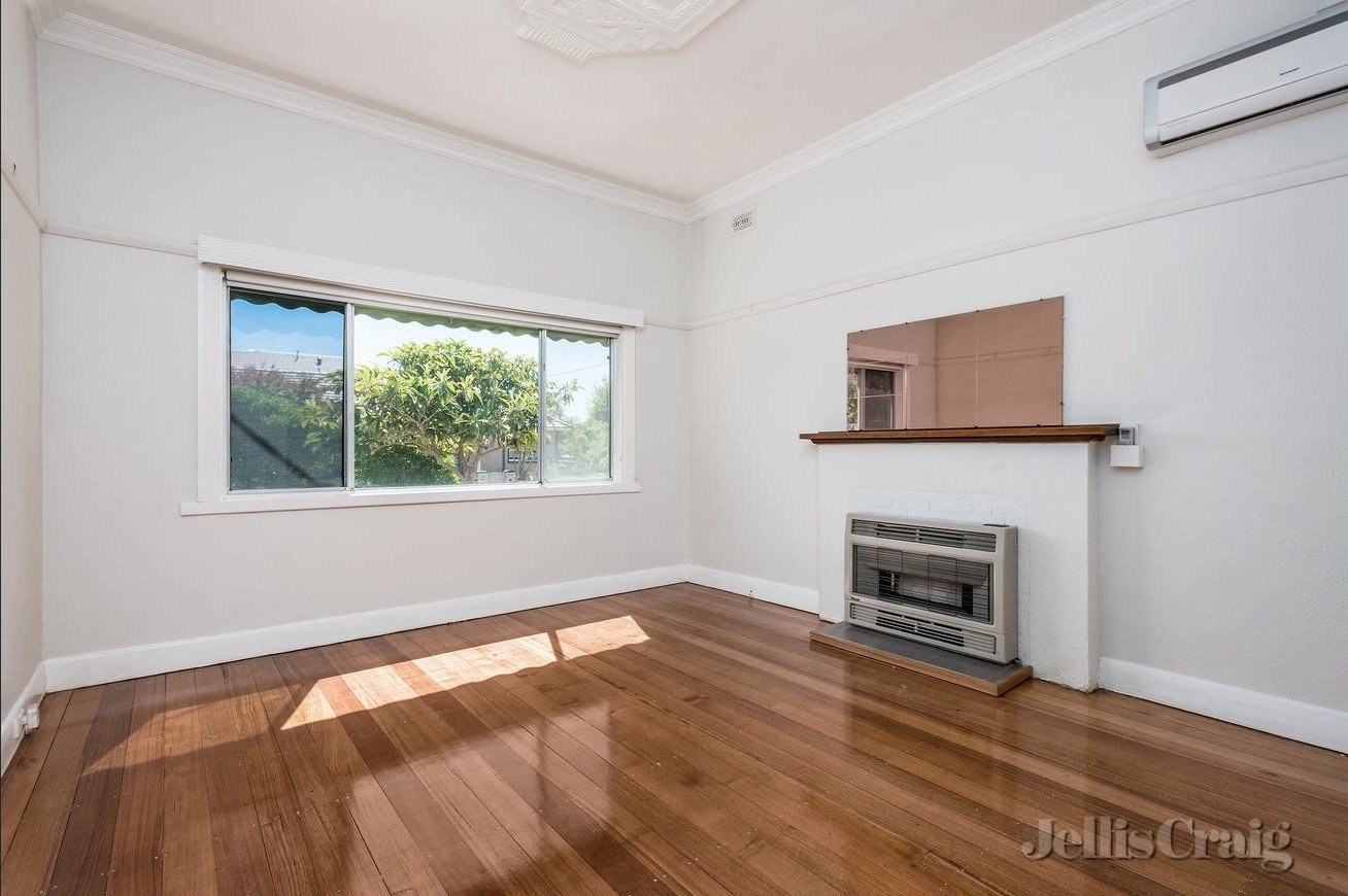 20 Balmoral Avenue, Bentleigh image 3