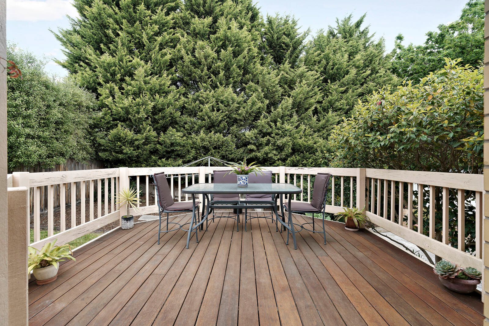 Property Gallery Thumbnail 8