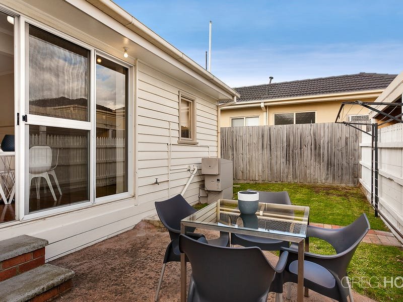 20 Barrani Street, Bentleigh East image 10