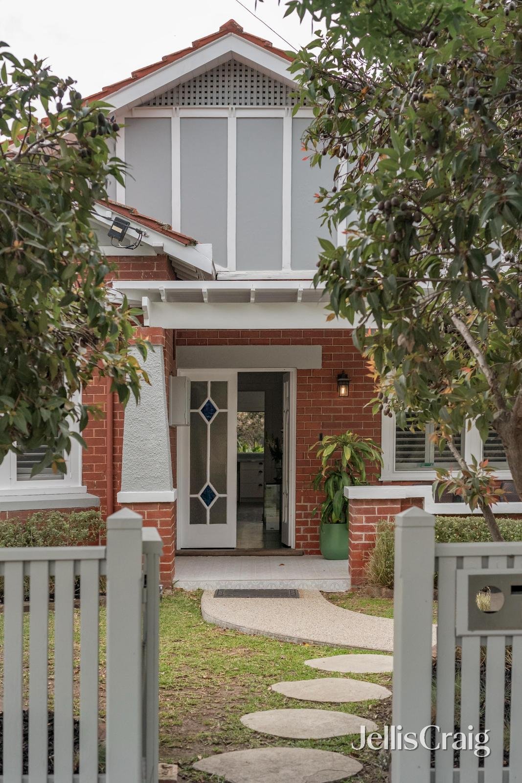 20 Boston Avenue, Malvern East image 2