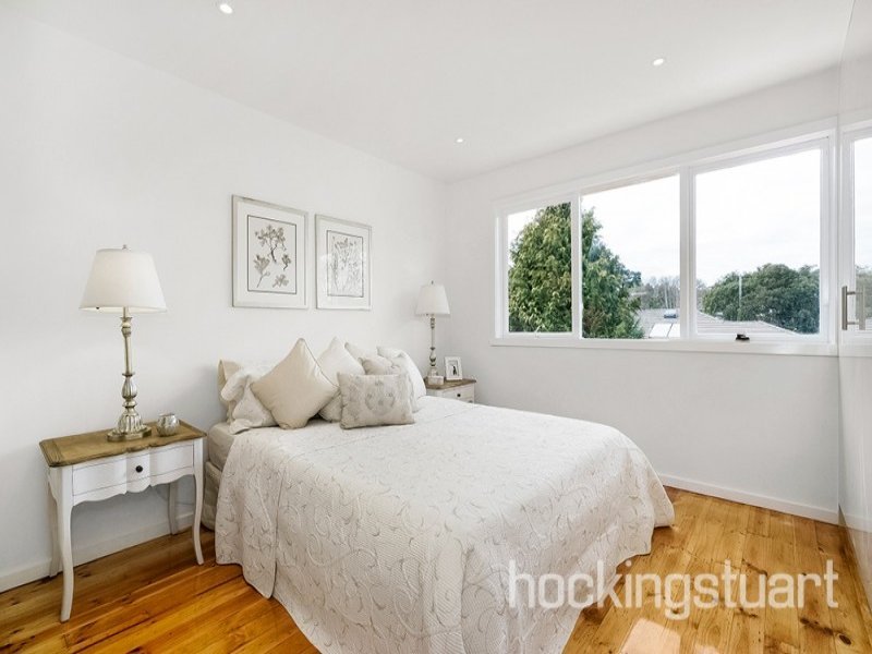 20 Box Hill Crescent, Mont Albert North image 7