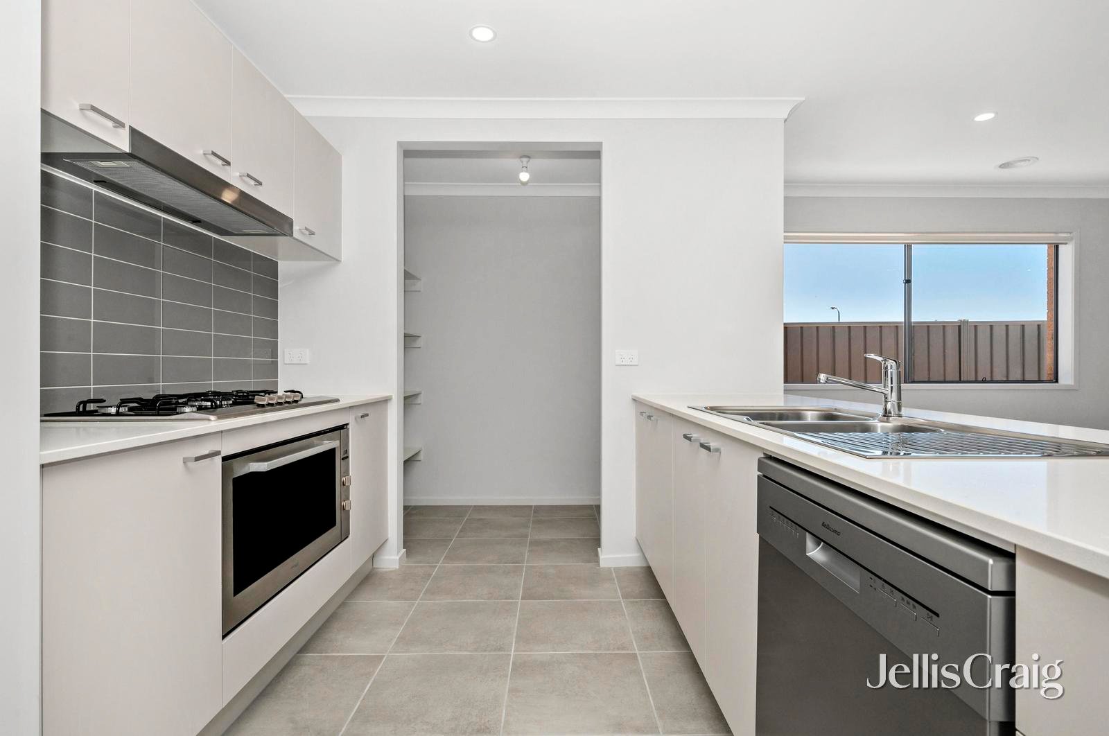 20 Brewster Street, Alfredton image 4