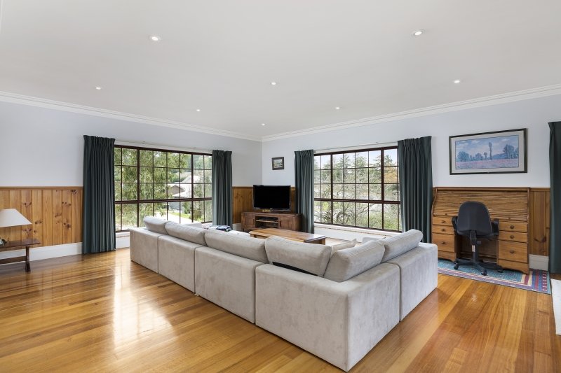 Property Gallery Thumbnail 3