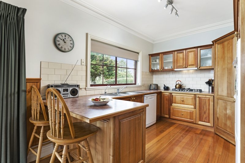 Property Gallery Thumbnail 6