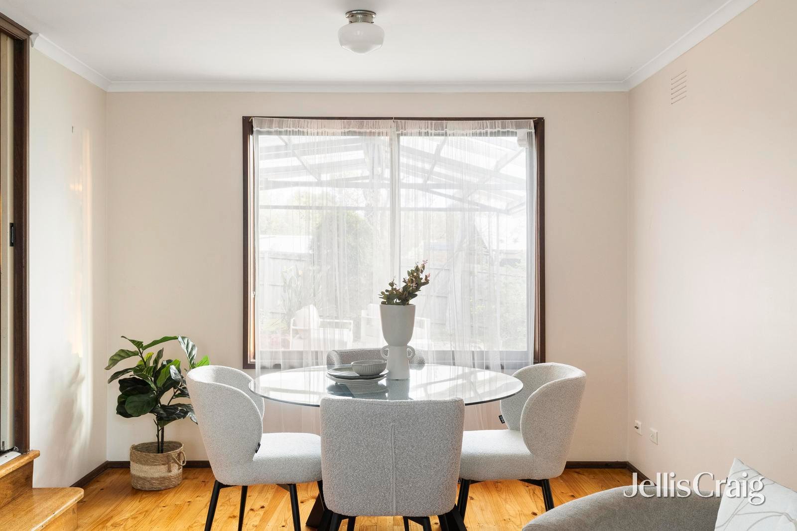 20 Calendonia Drive, Eltham North image 4