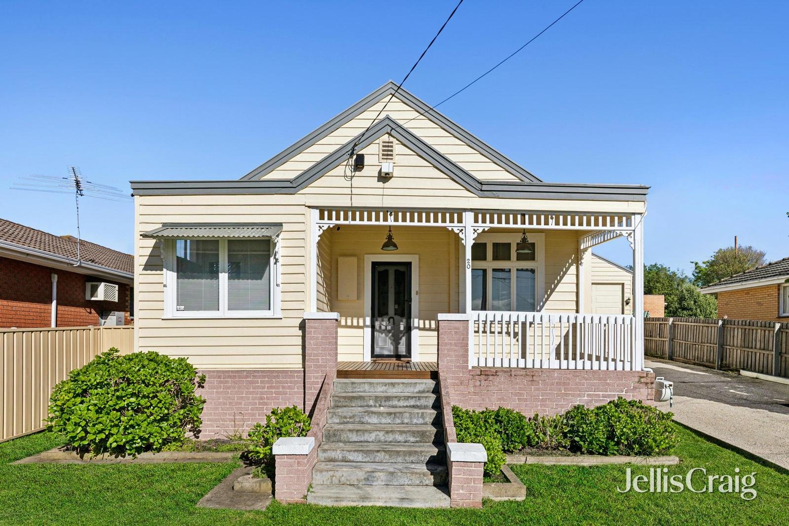 20 Calvert Street, Hamlyn Heights image 2