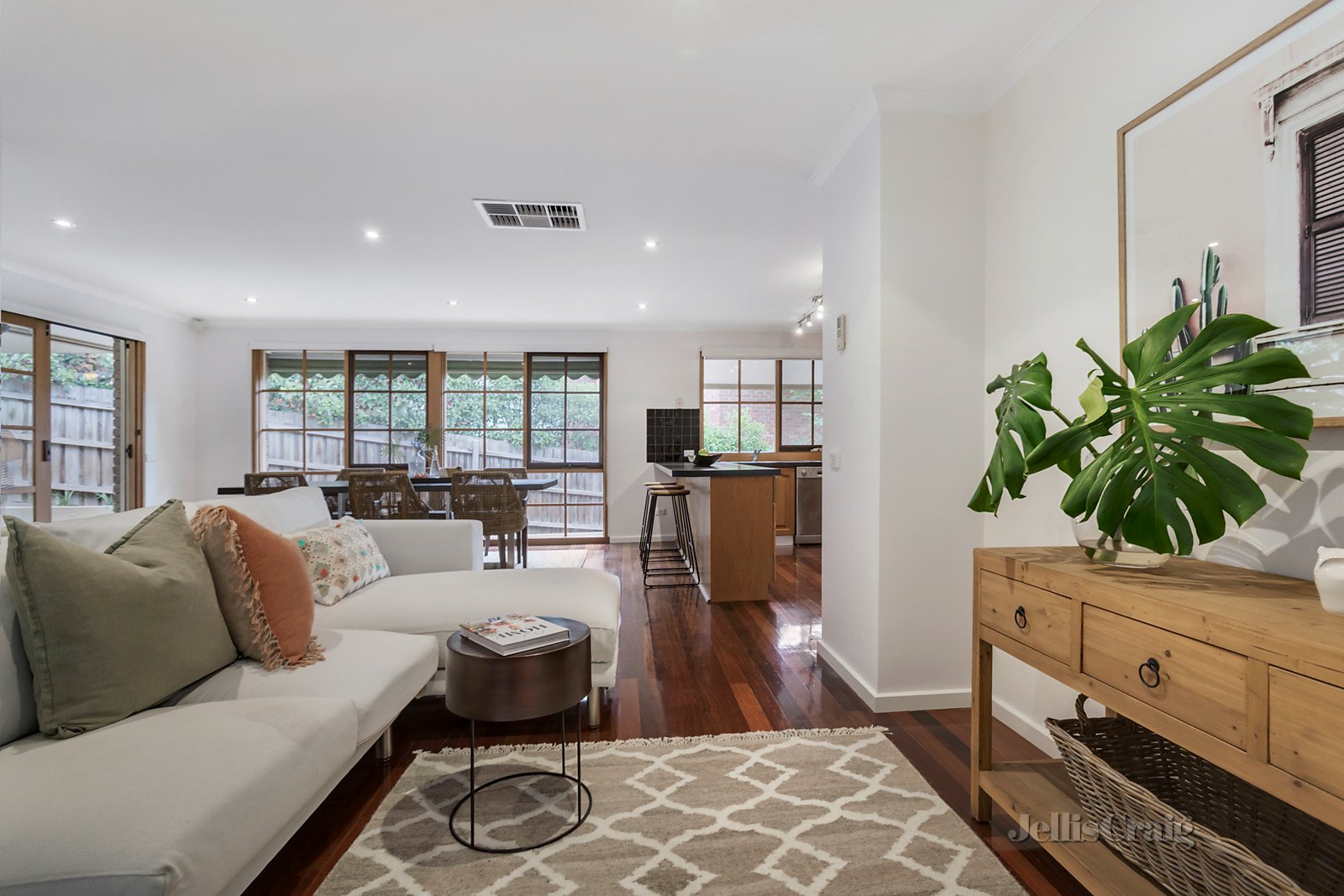 20 Cambrian Court, Eltham North image 3