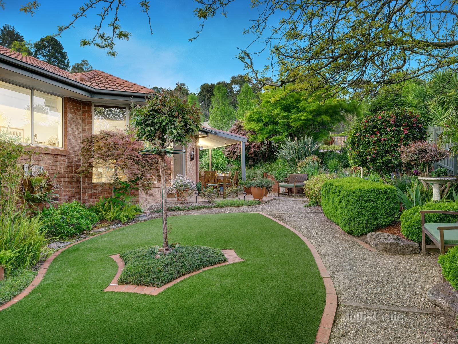 20 Cameron Court, Eltham image 10