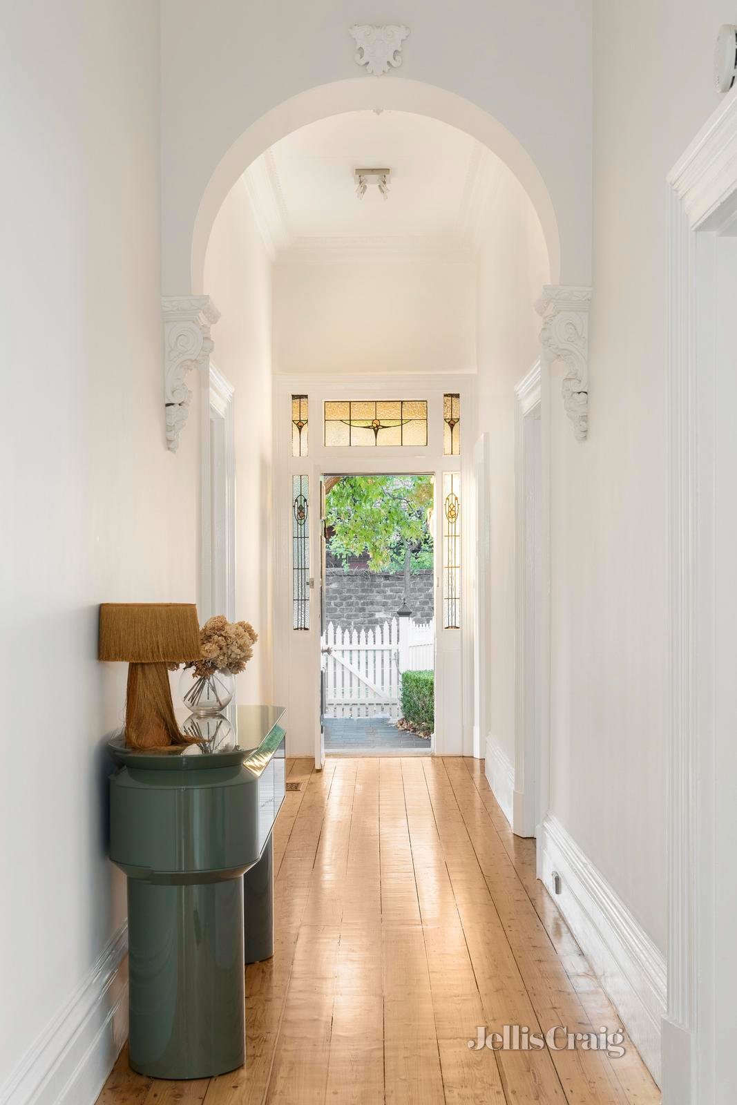 20 Canterbury Road, Camberwell image 2