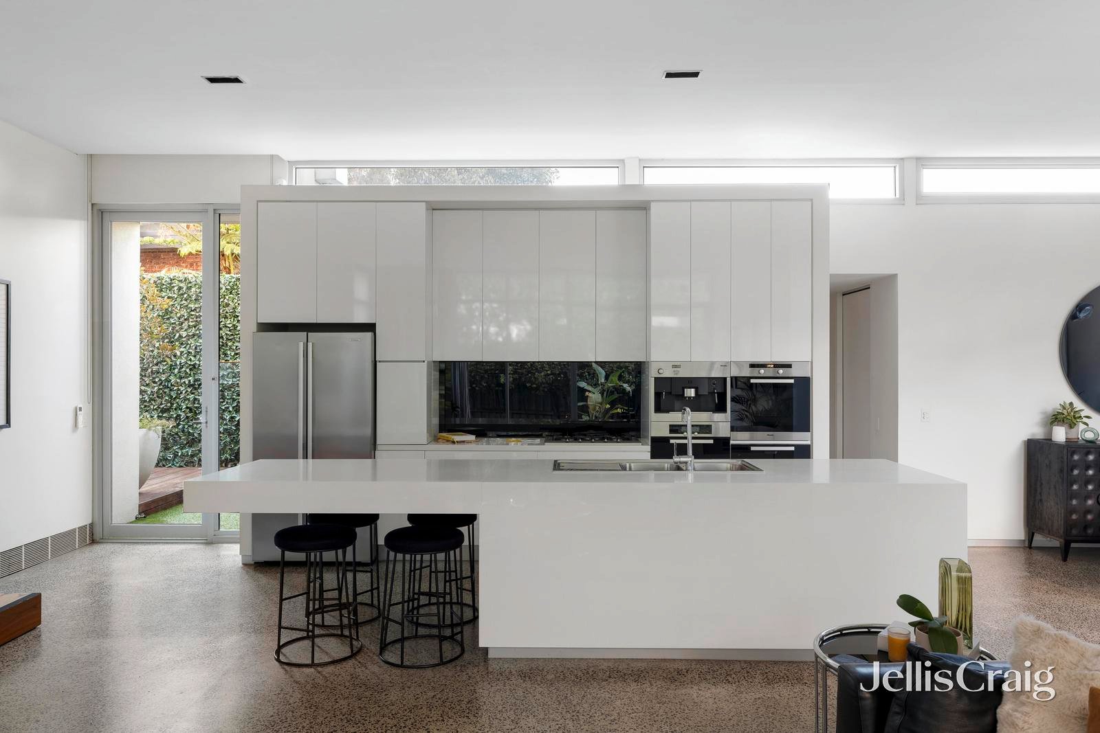 20 Carinya Road, Bentleigh East image 4