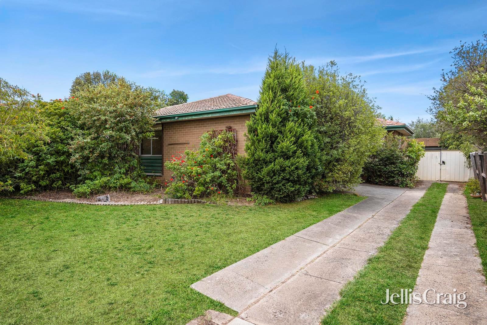 20 Carmarthen Drive, Corio image 1