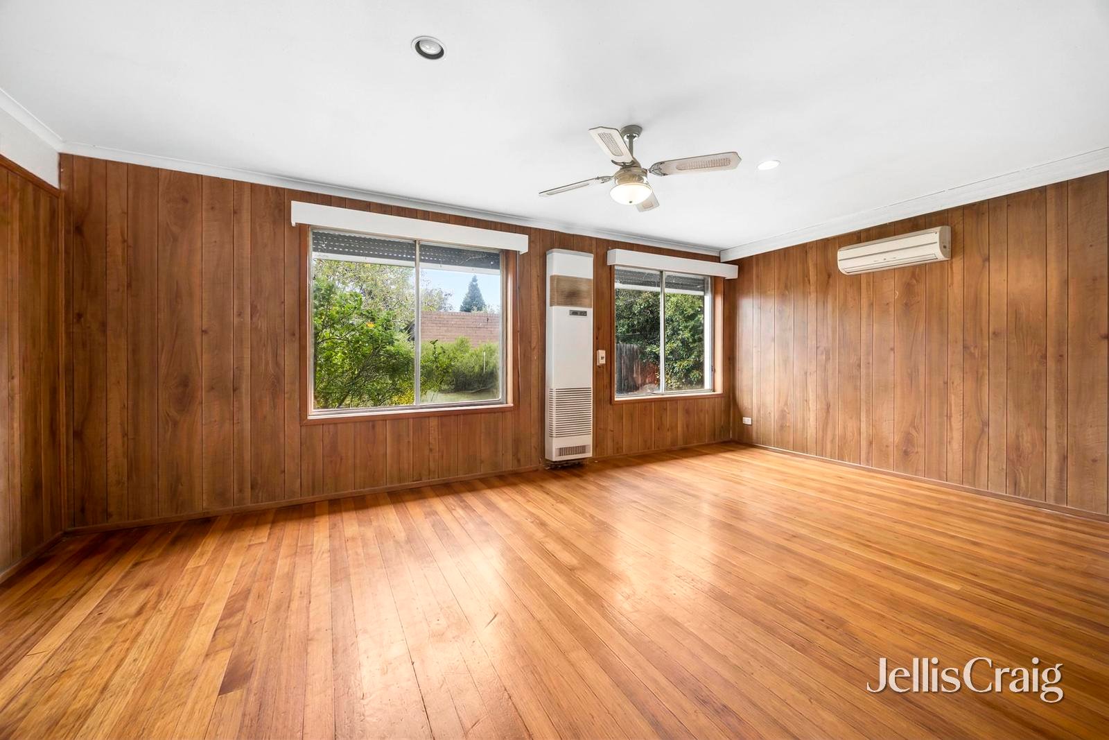 20 Carmarthen Drive, Corio image 2