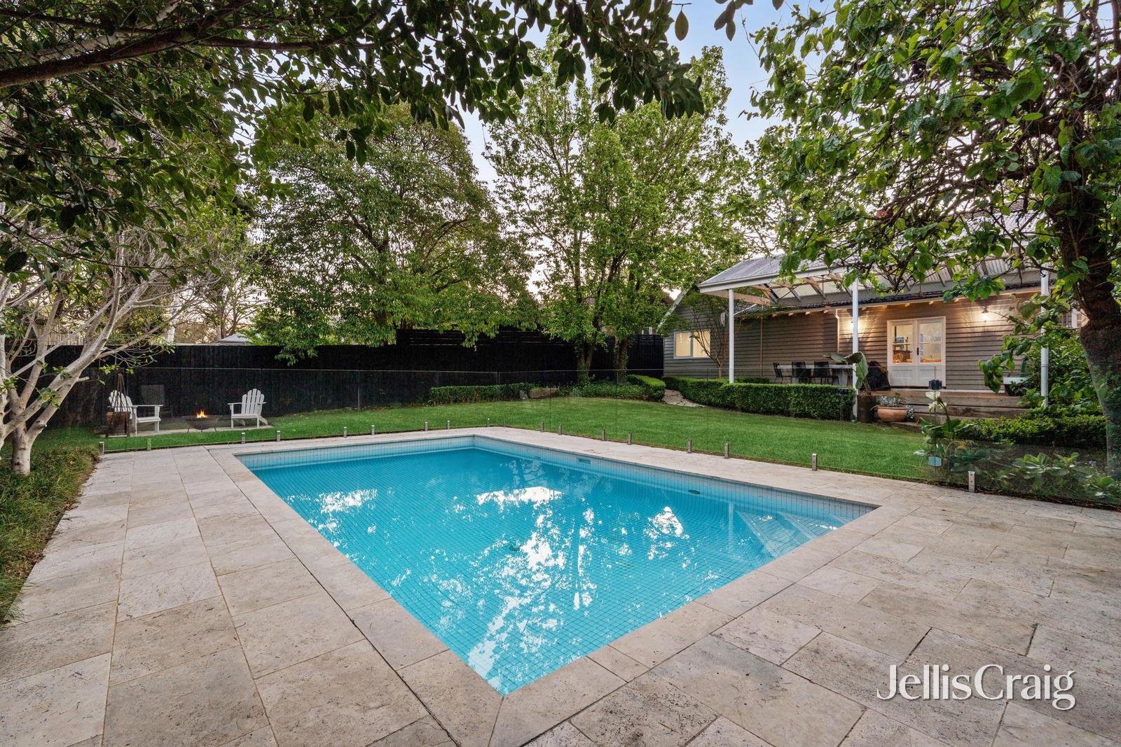 20 Carroll Avenue, Croydon image 2
