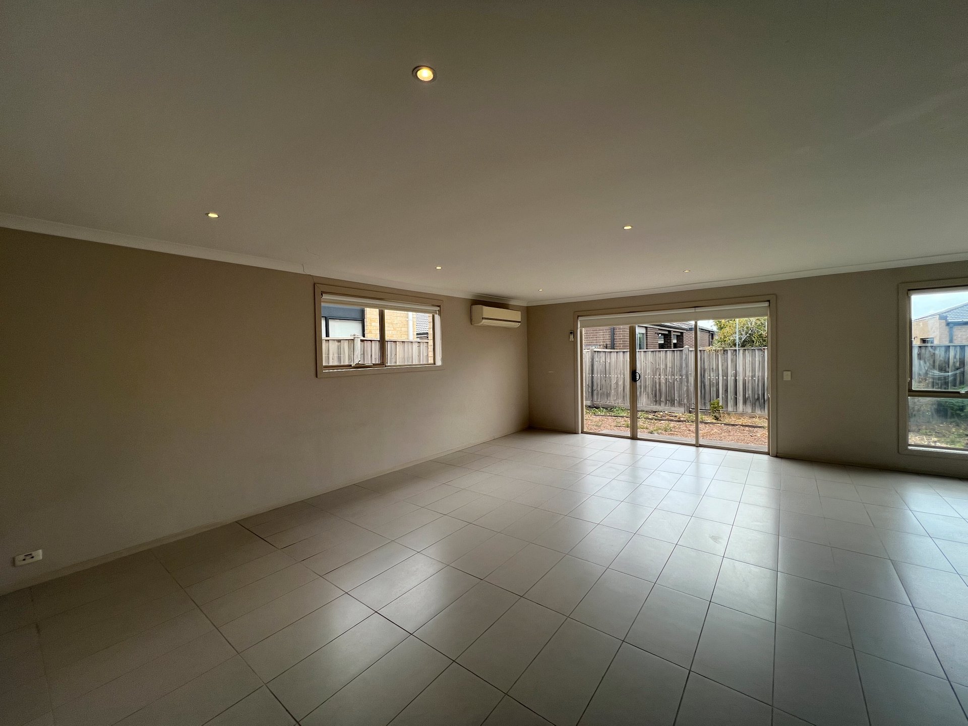 20 Ceratta Crescent, Tarneit image 2