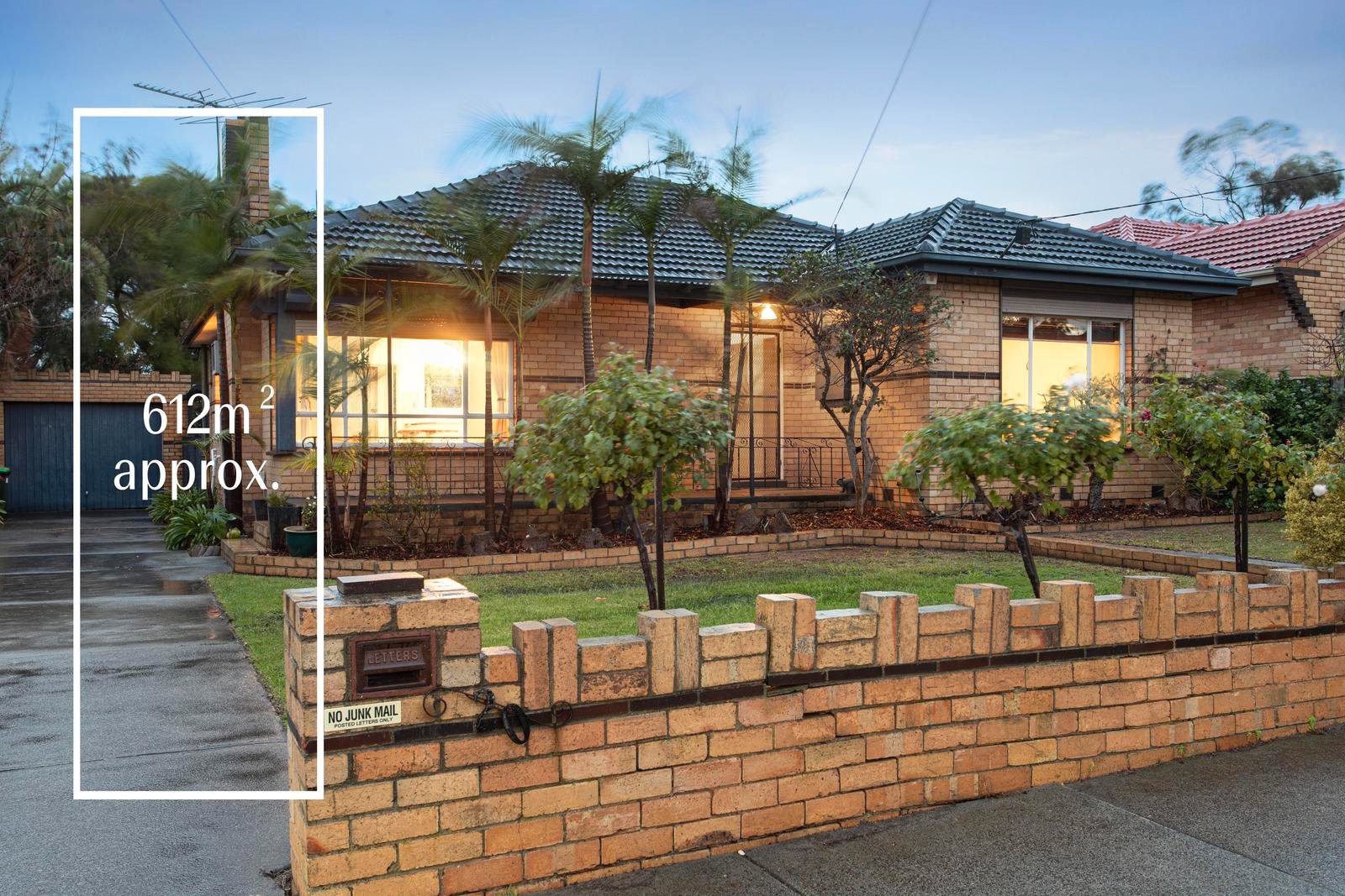 20 Chesterville Drive, Bentleigh&nbsp;East image 1