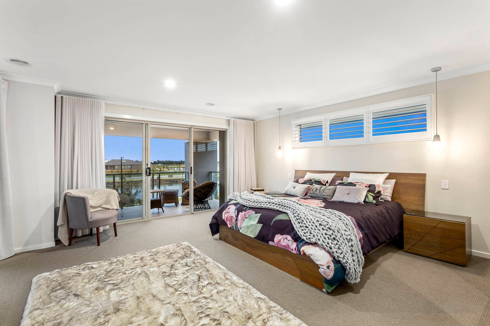 Property Gallery Thumbnail 9