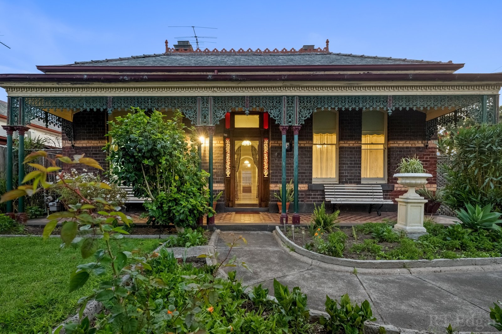 Property Gallery - Main Image