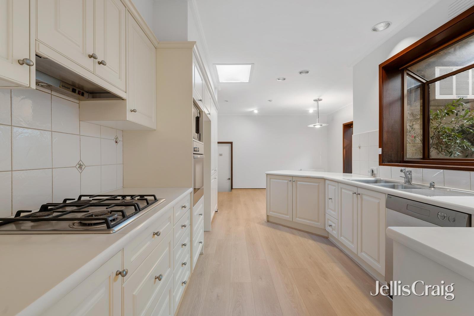 20 Dean Avenue, Mount&nbsp;Waverley image 3