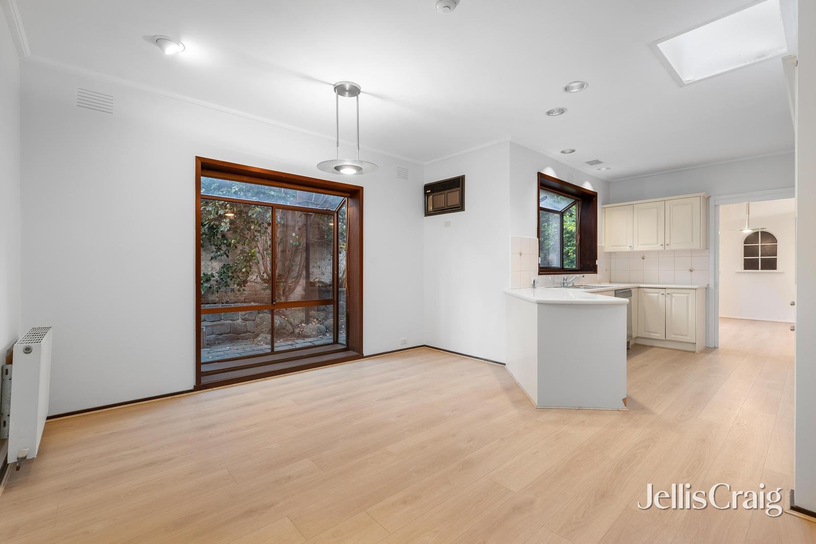 20 Dean Avenue, Mount&nbsp;Waverley image 4