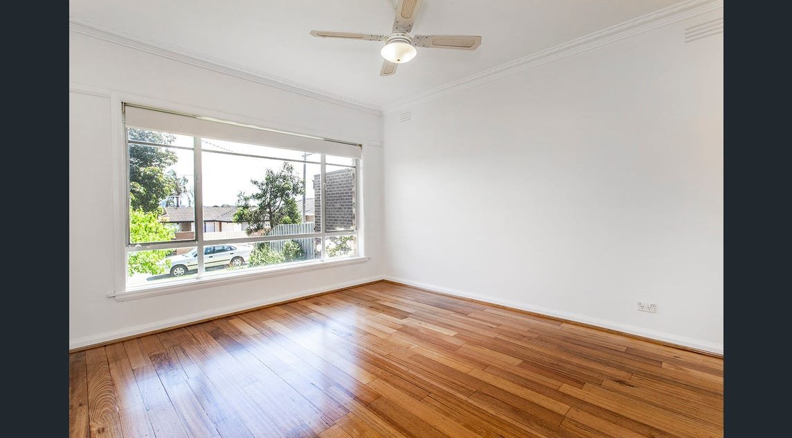 Property Gallery Thumbnail 6