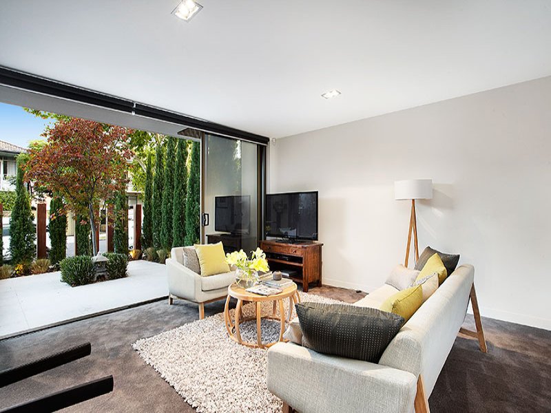 20 Docker Street, Elwood image 3