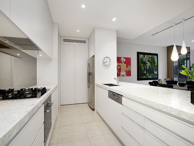 20 Docker Street, Elwood image 5