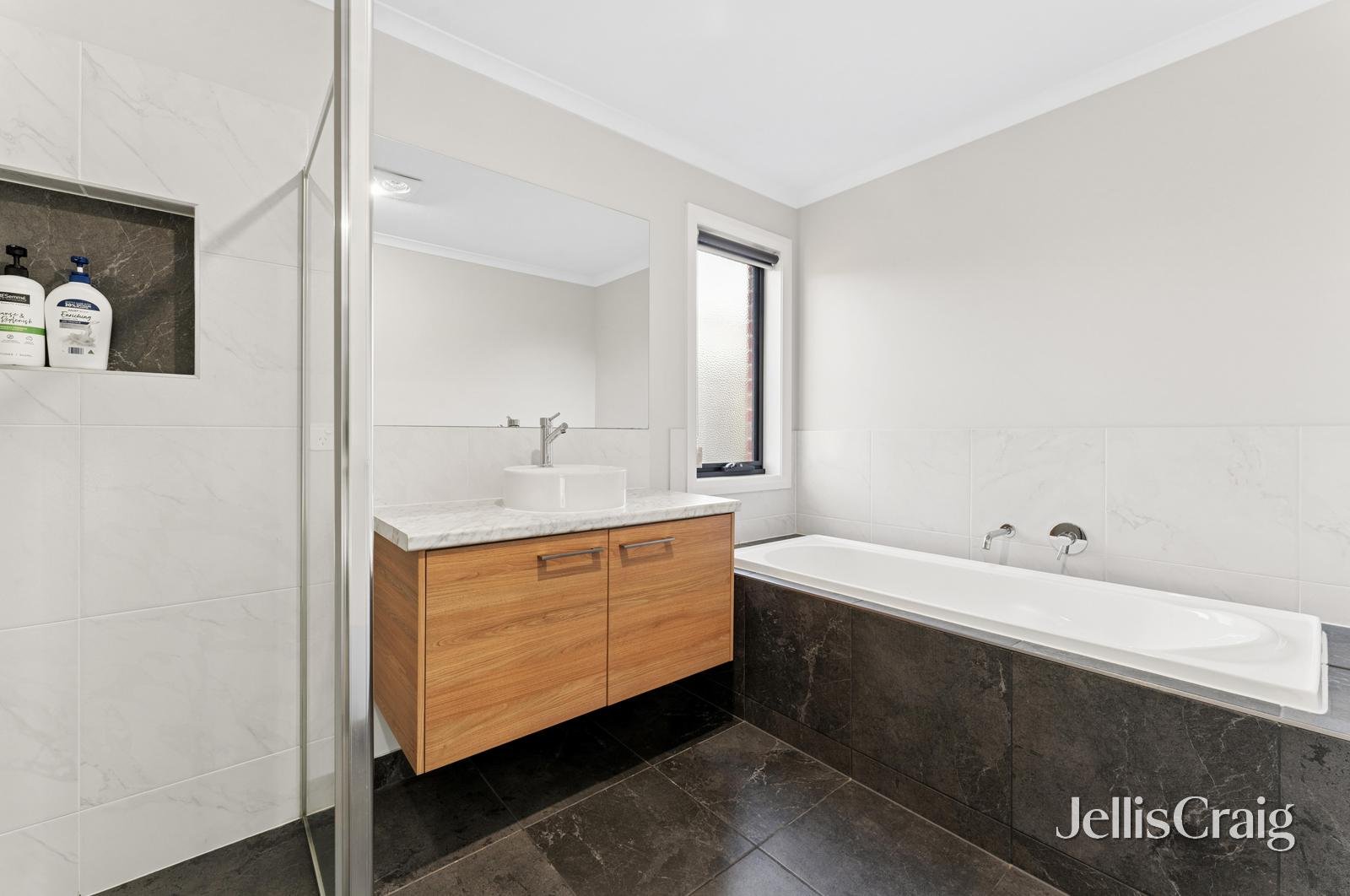 20 Dove Avenue, Winter Valley image 25