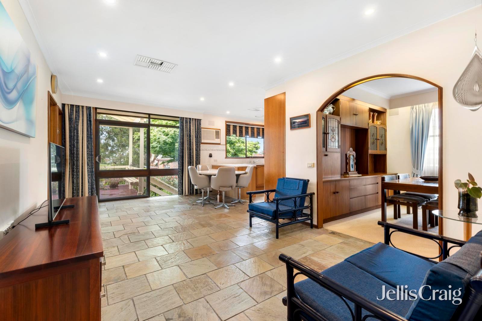 20 Earlwood Drive, Wheelers&nbsp;Hill image 2