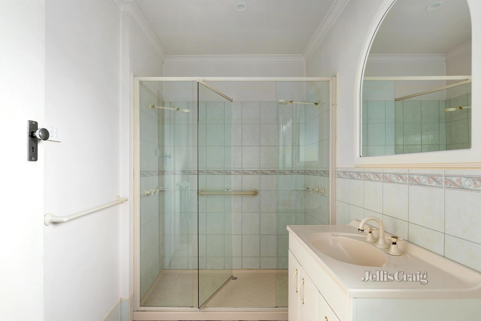 20 Eclipse Crescent, Watsonia image 10