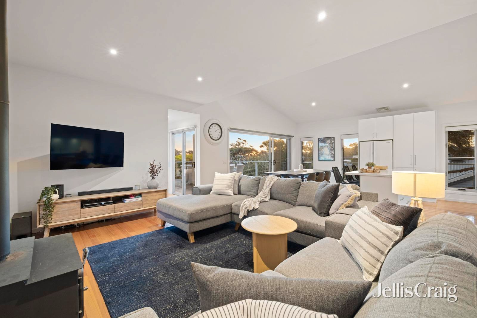 20 Ellesmere Street, Blairgowrie image 10