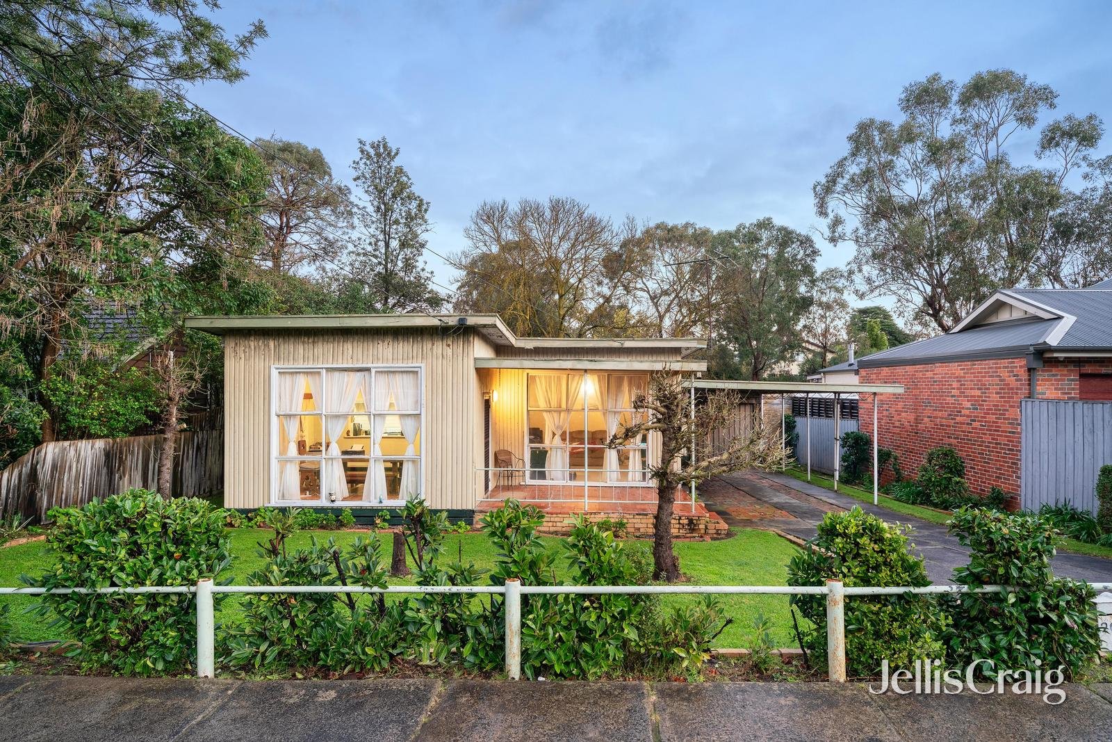 20 Elsa Court, Eltham image 2