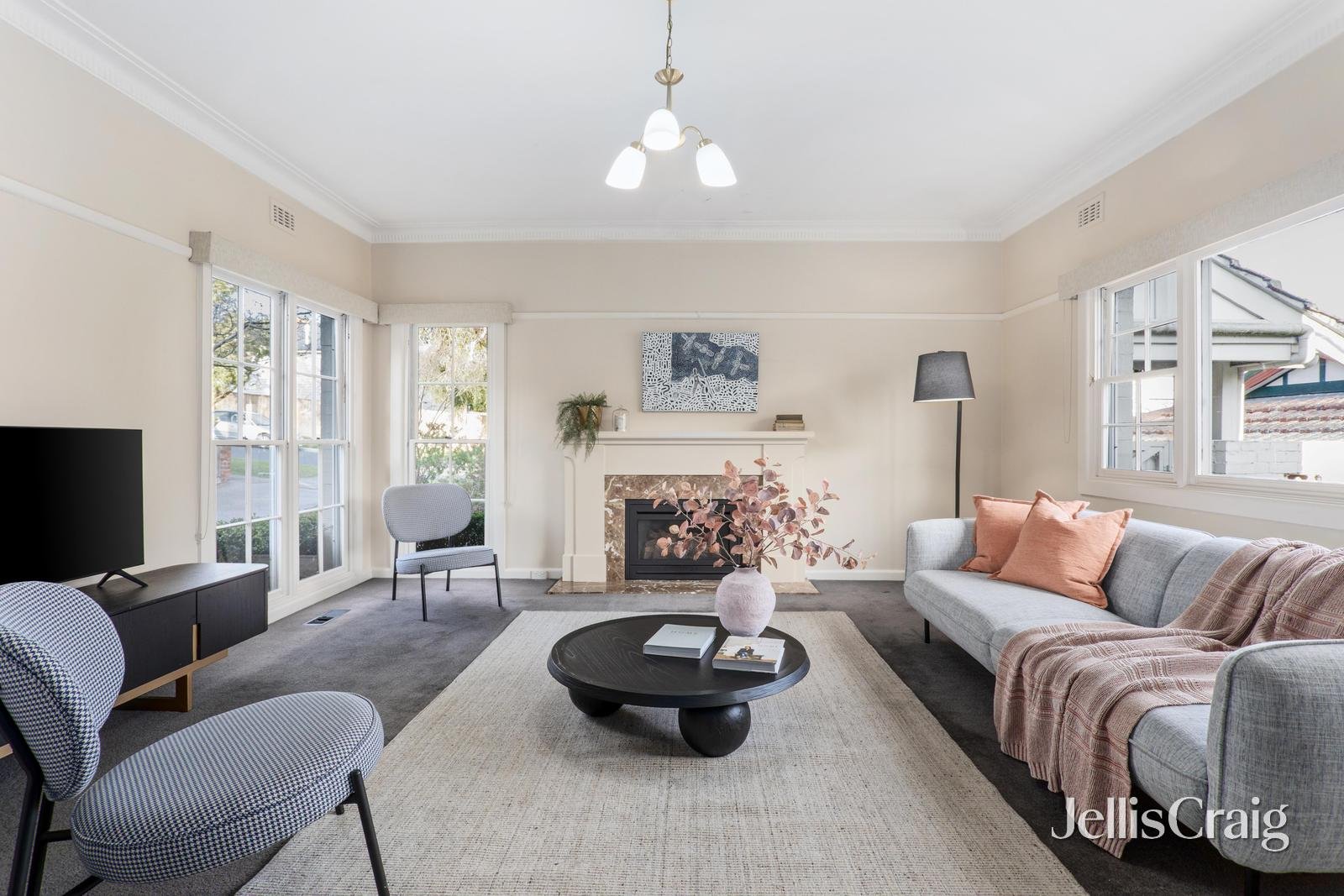 20 Elwood Street, Surrey Hills image 2