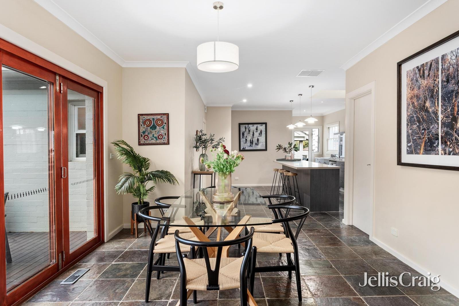20 Elwood Street, Surrey Hills image 3