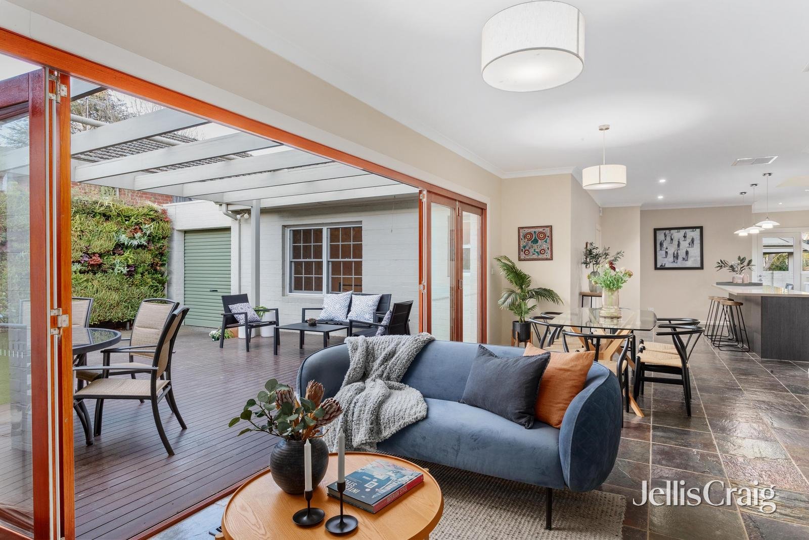20 Elwood Street, Surrey Hills image 5