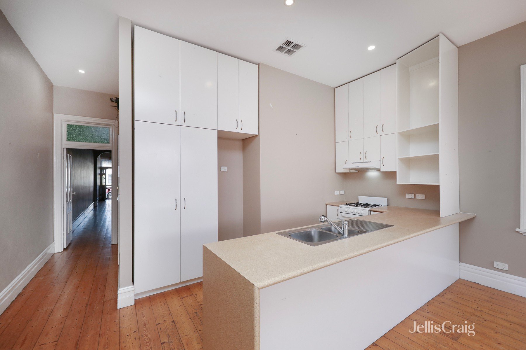 20 Erskine Street, North&nbsp;Melbourne image 3