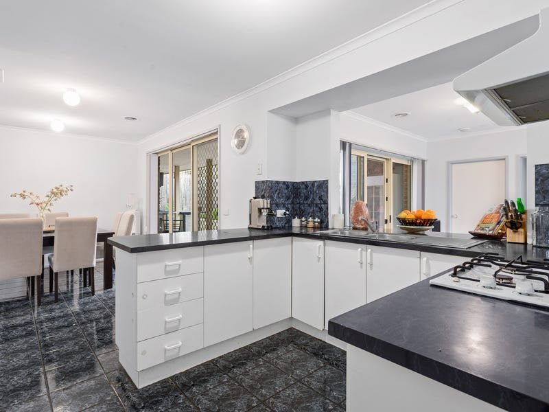 Property Gallery Thumbnail 5