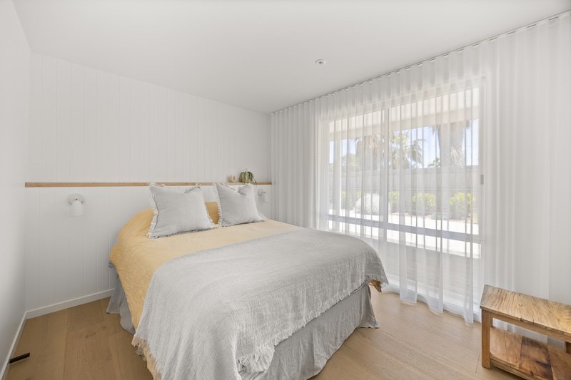 20 Fairway Drive, Rye image 13