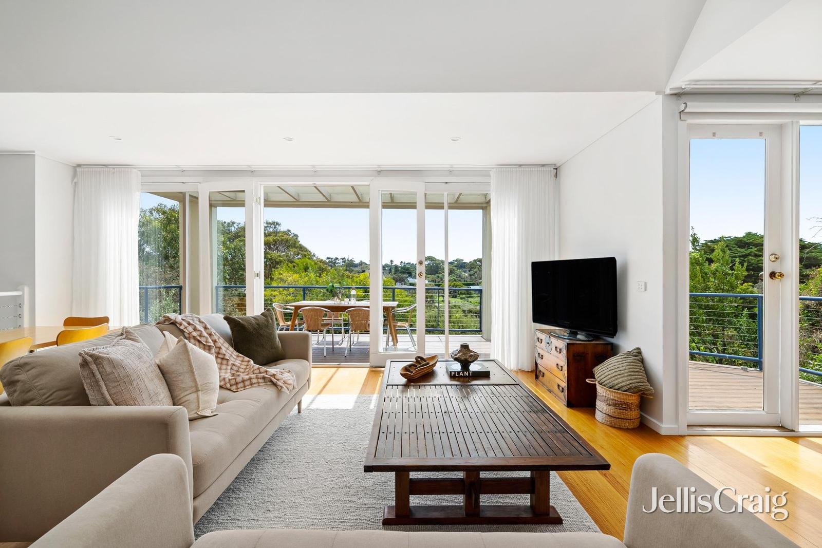 20 Farnsworth Avenue, Portsea image 5