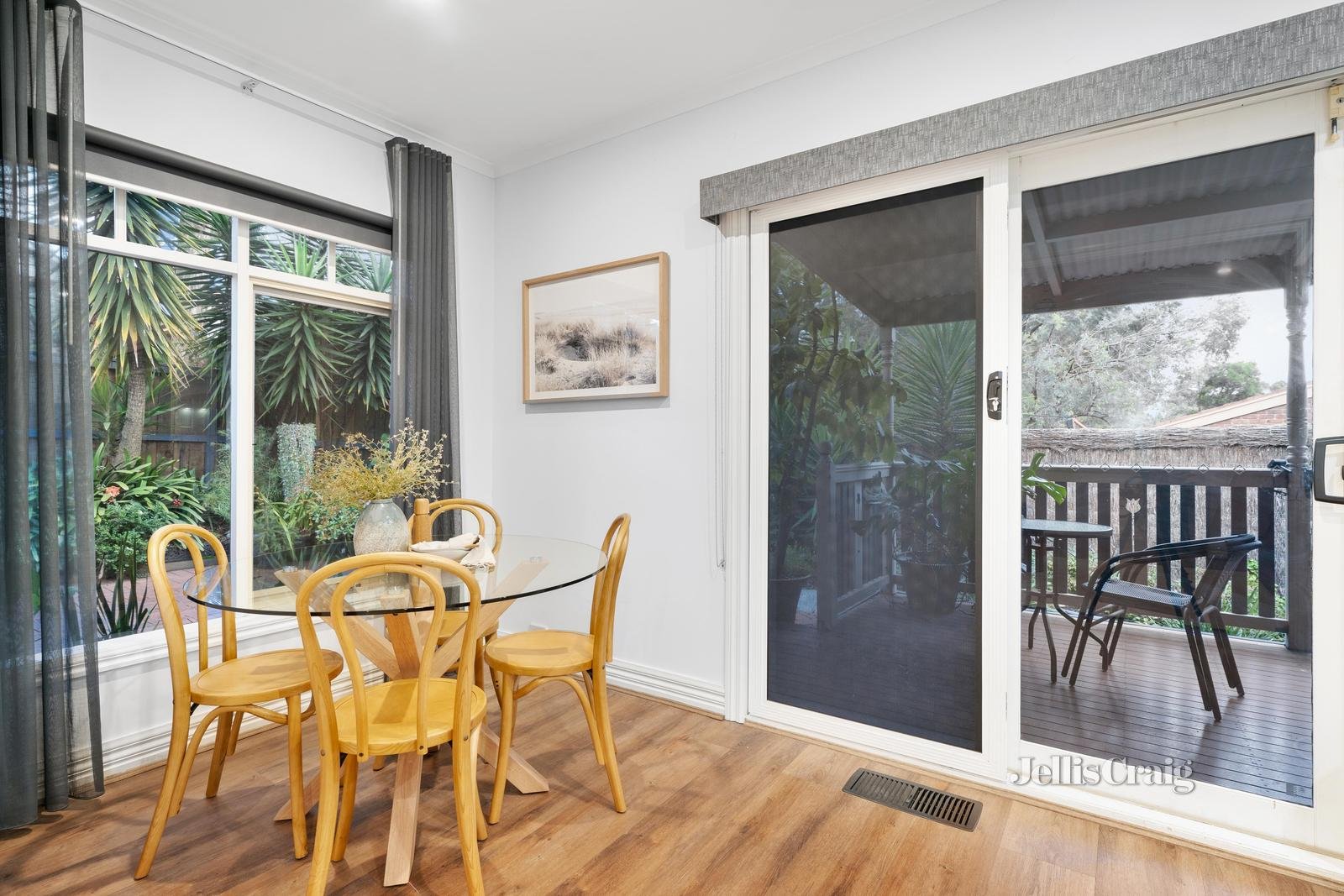 20 Fernside Avenue, Briar Hill image 7