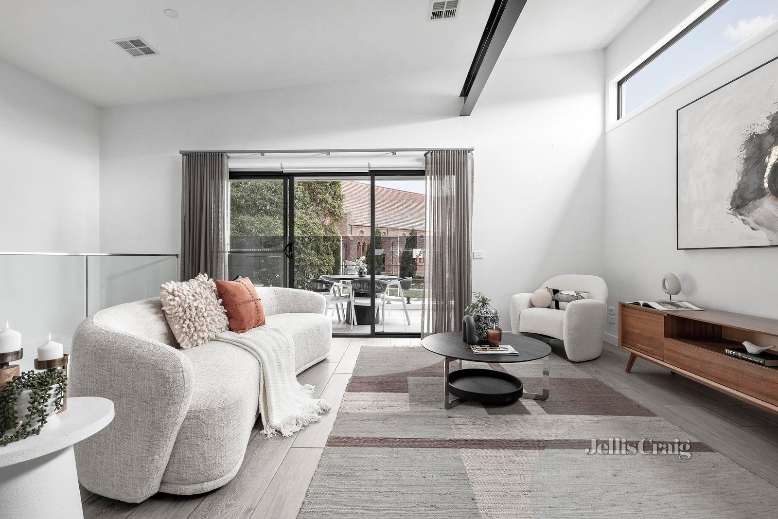 20 Florence Street, Essendon image 3