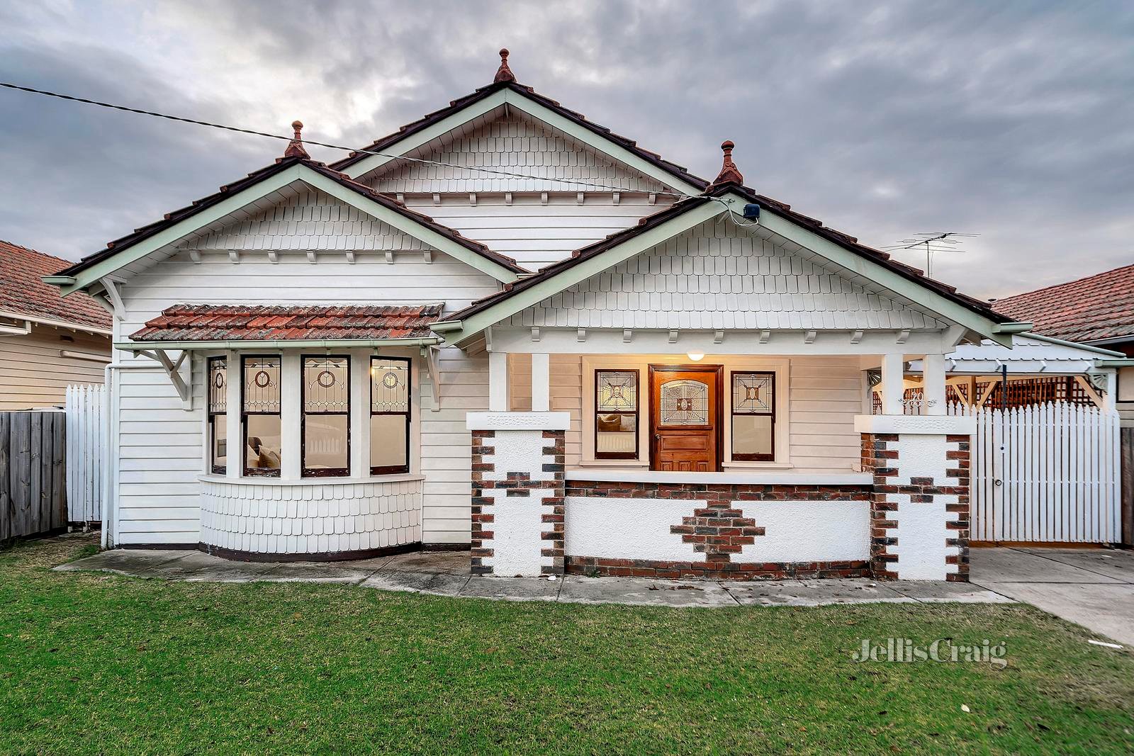 20 Fourth Avenue, Brunswick image 2