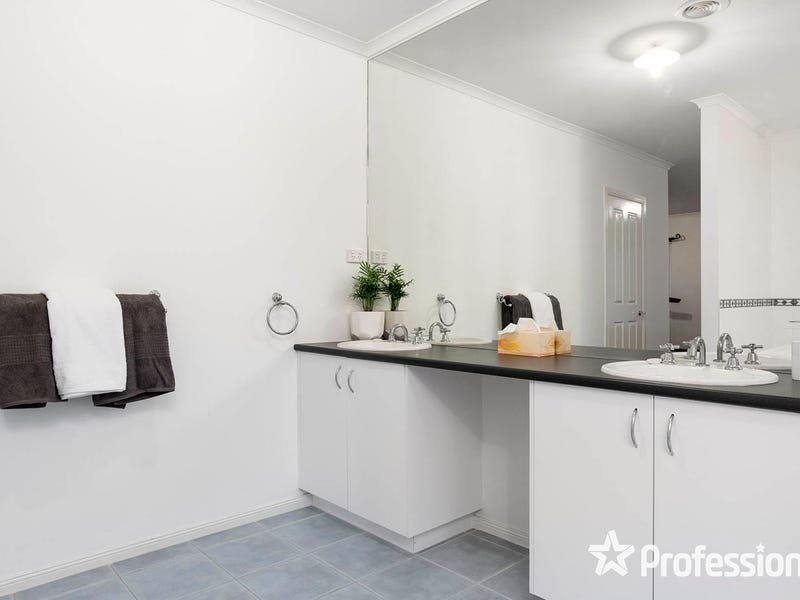 20 Freshfield Avenue, Mooroolbark image 7