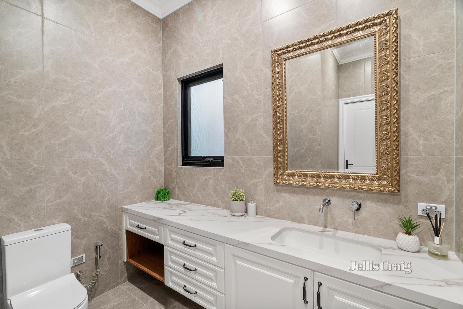 20 Garwain Parade, Glen Waverley image 17