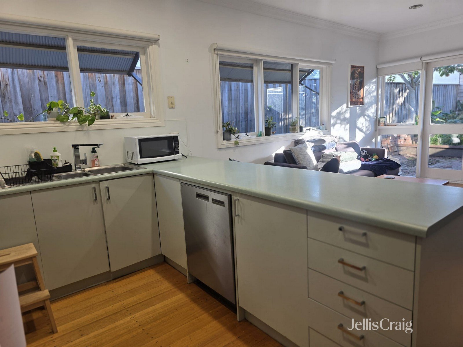 20 Gladstone Avenue, Northcote image 2