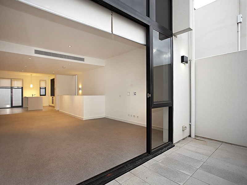 20 Graham Street, Albert Park image 6