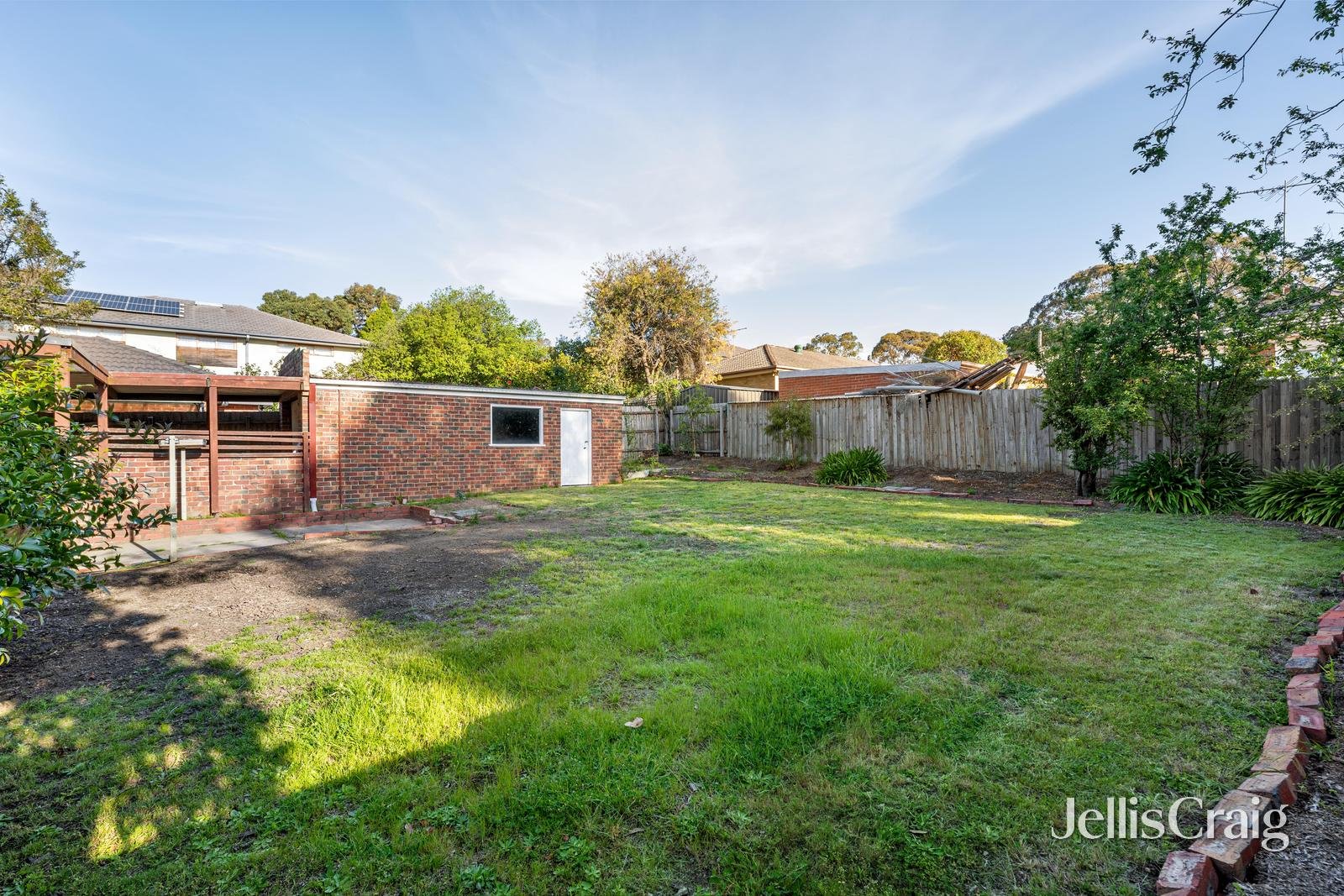 20 Greenways Road, Glen Waverley image 7
