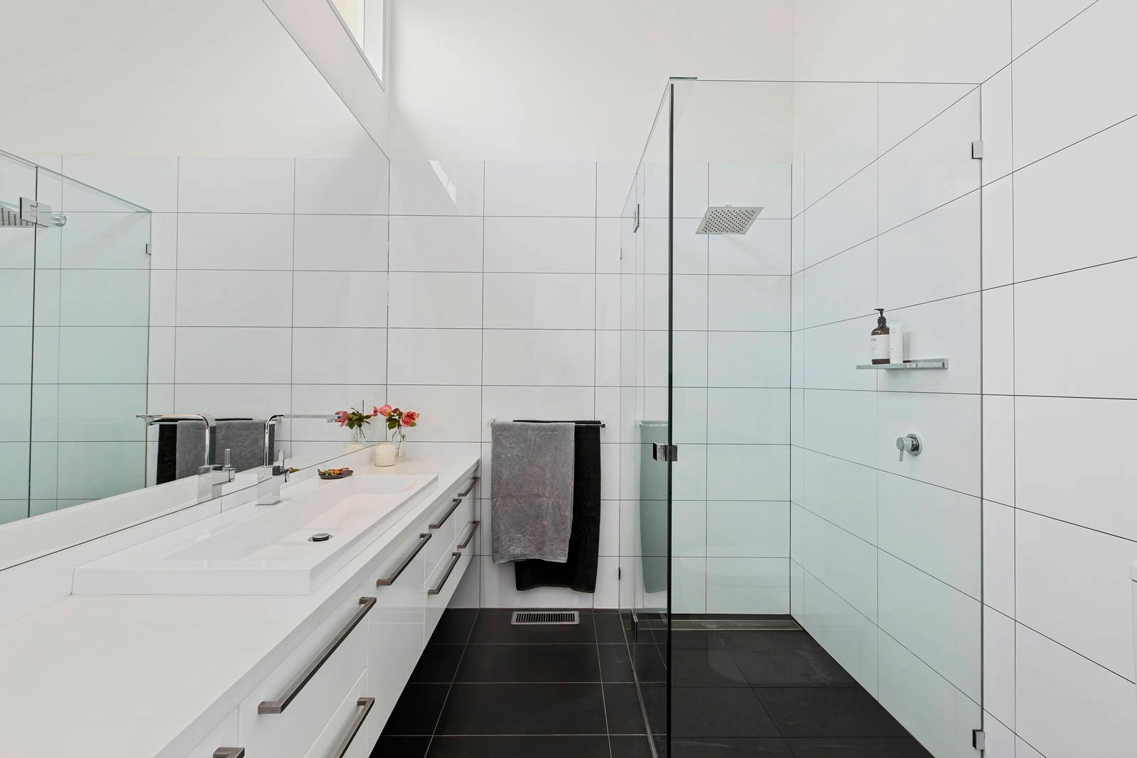 Property Gallery Thumbnail 7